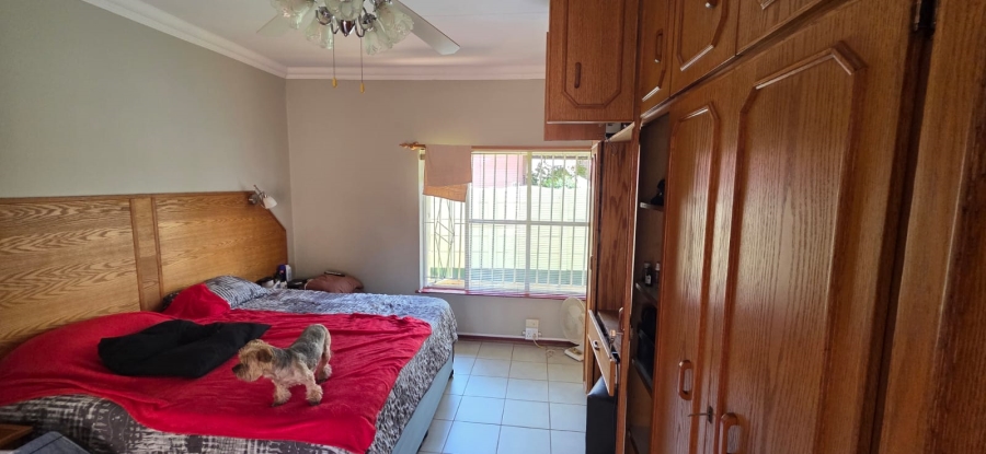 8 Bedroom Property for Sale in Meiringspark North West